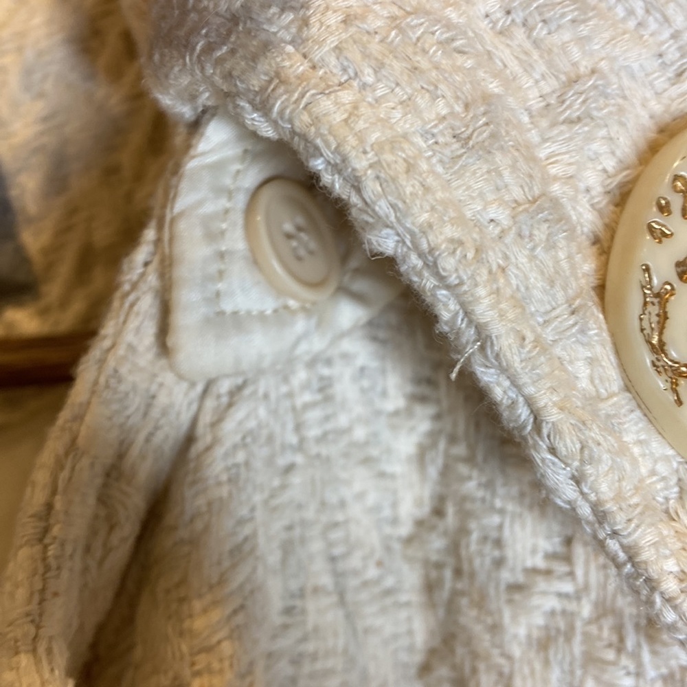 Daytrip Ivory Detachable Hood Tie Waist Buttoned Coat - Picture 13 of 13